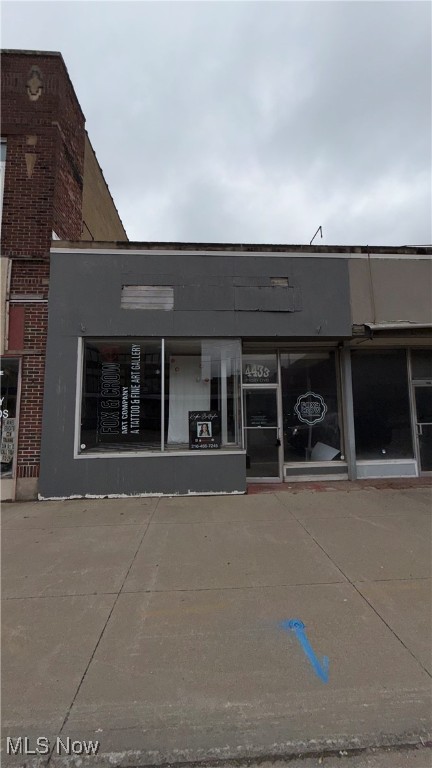 Ashtabula - Commercial Sale