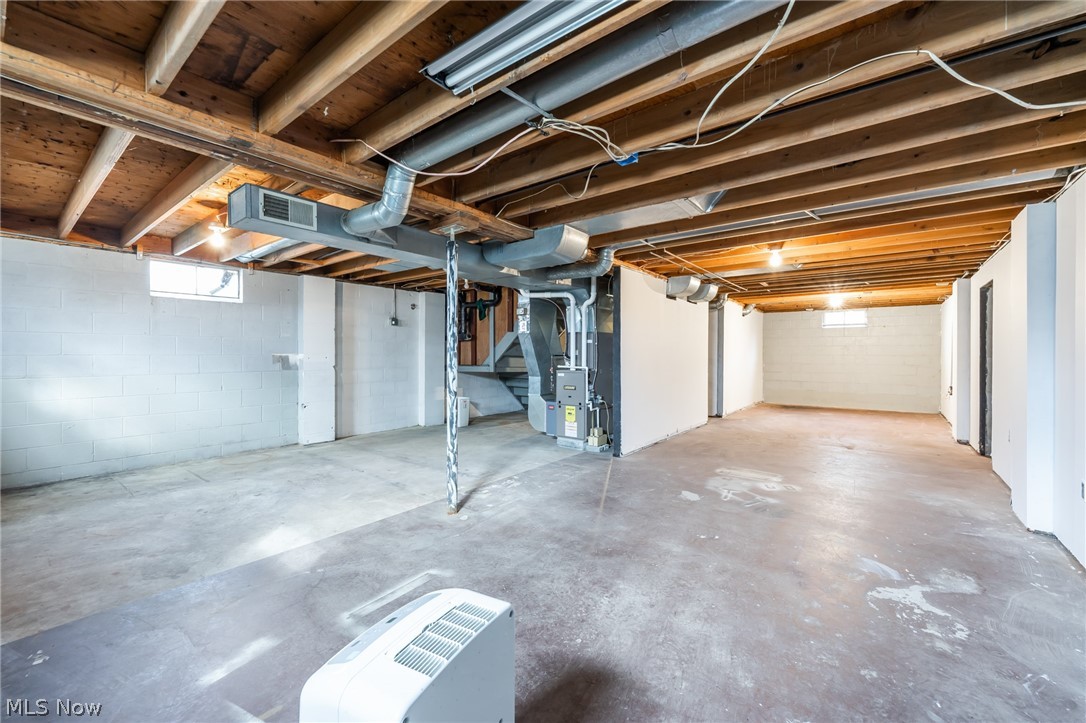 L C Vanhess - Residential