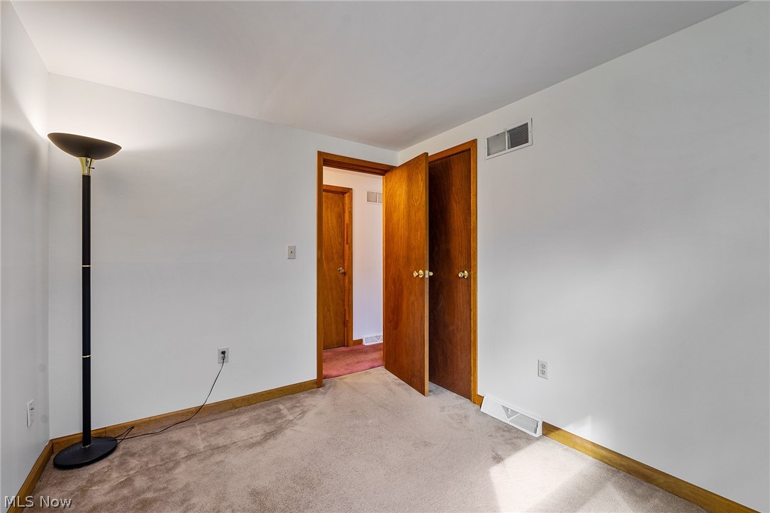 L C Vanhess - Residential