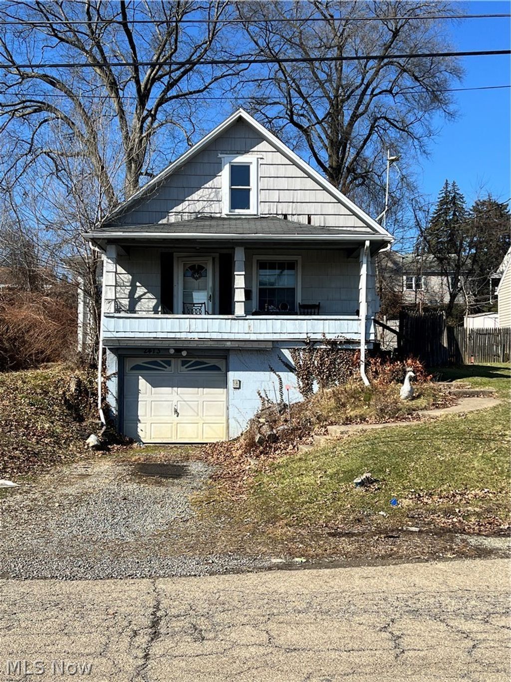 Photo of 2413 Clearview Avenue NW, Canton, OH 44708 (MLS # 5189743)