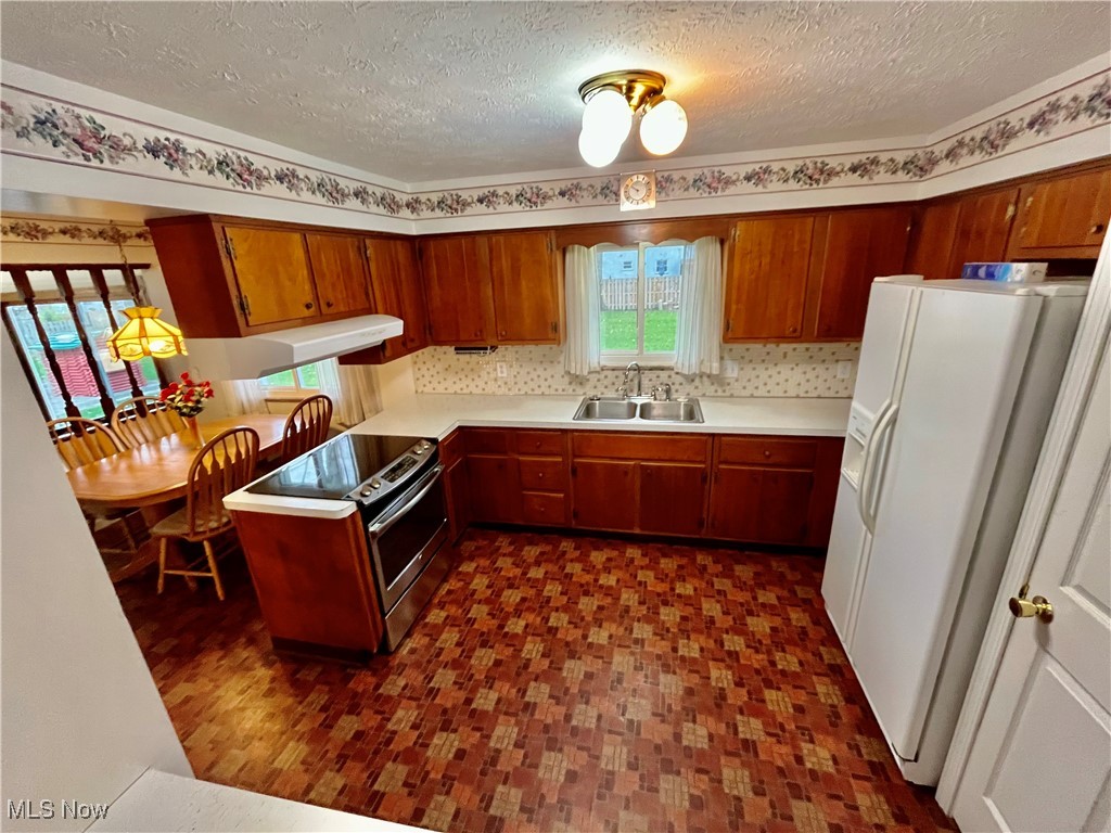 4429 Michael Avenue, North Olmsted, Ohio image 10