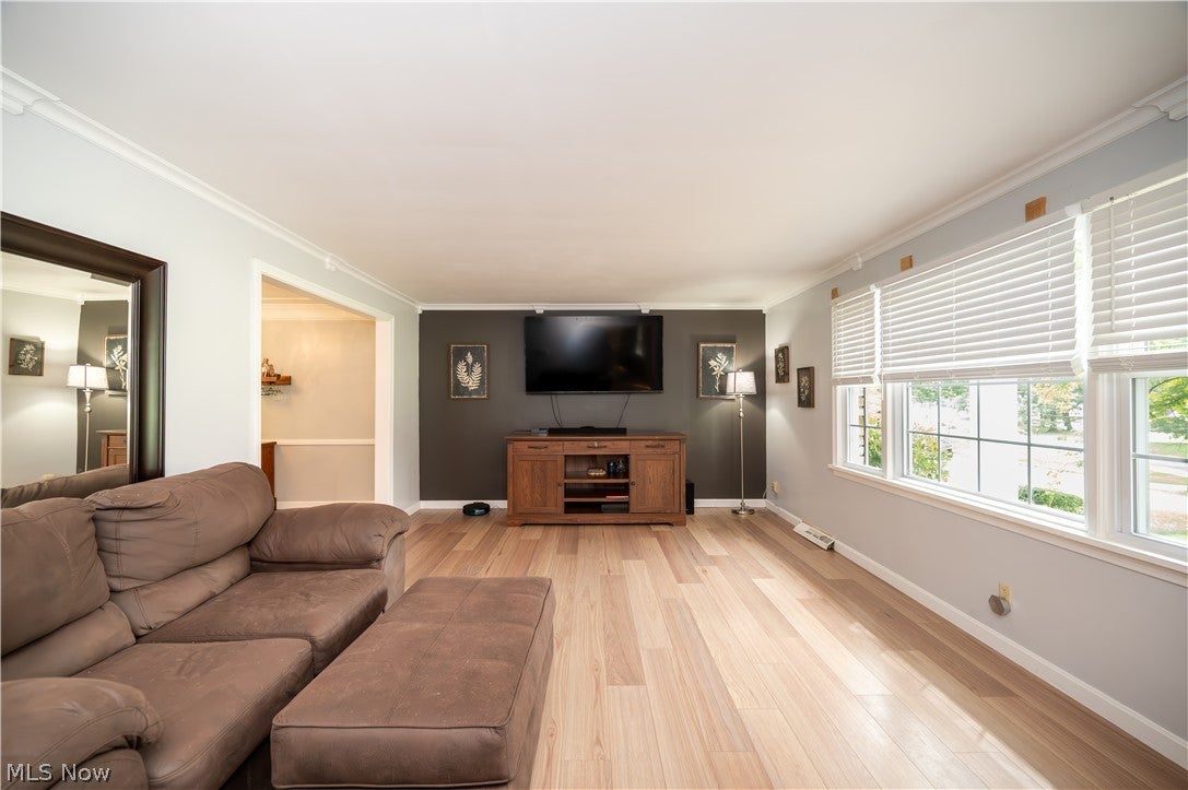 6793 Tanglewood Drive