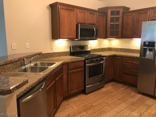 Springfield Rdg Condos - Residential