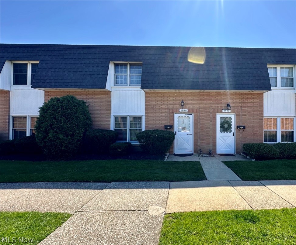 Parkway Place Condo - Residential