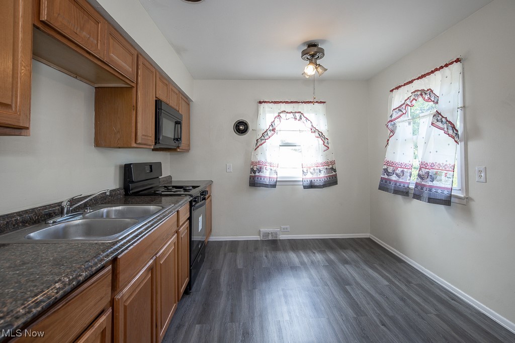 Howard Morrison 02 - Residential