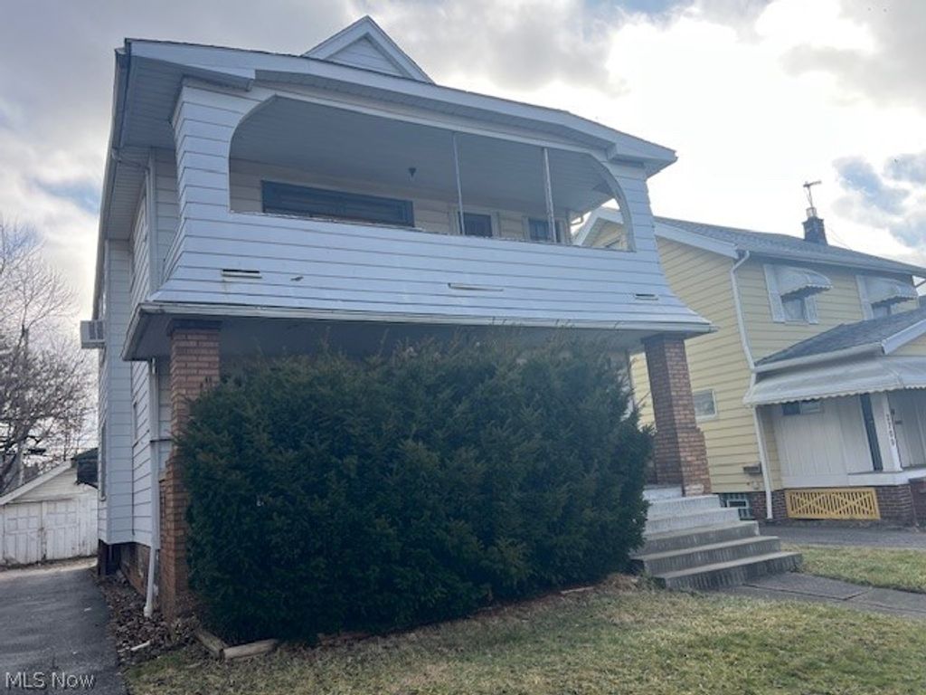 Photo of 3765 W 138th Street, Cleveland, OH 44111 (MLS # 5189746)