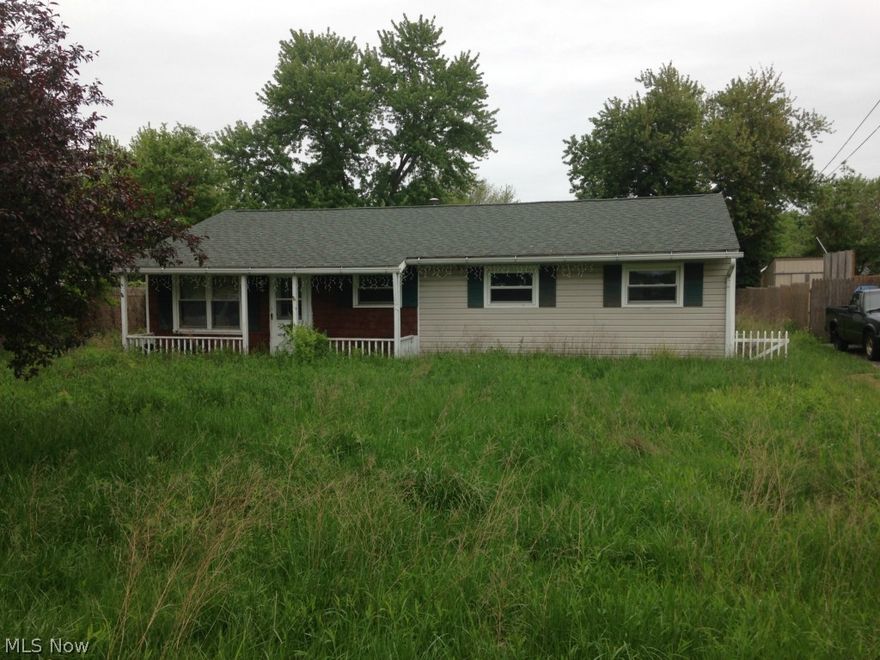 Starting bid of only $42,400. The utilities are currently shut off. This house sold in '07 for $115,700. This is a great opportunity to buy a nice house well below market value. Preview Thursday June 18 from 5-6pm and 30 minutes prior to auction.
Legal: This is a court ordered real estate auction Thursday, June 25 at 5:pm. Portage County Case # 2013 CV 00128. USA acting through the Rural Development, United States Department of Agriculture (USDA) vs Andy W. Serva, et al.  
Terms: This is a Foreclosure Auction ordered by  the Portage County Common Pleas Court.  The foreclosure process clears all liens and encumbrances, including back taxes, on the subject property. The property sells with a minimum opening bid of $42,400.00.  The high bidder will immediately write a check for 10% of the sale price as a non-refundable deposit which will apply towards the total purchase price at closing. The real estate is sold As Is with no contingencies. All inspections must be done prior to Auction.