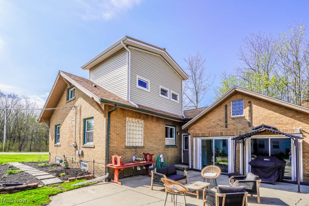 6319 Columbus Road, Louisville, Ohio image 30