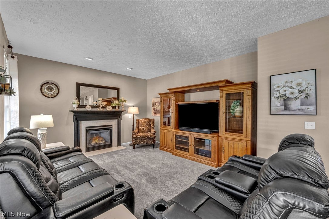 979 Lonetree Court