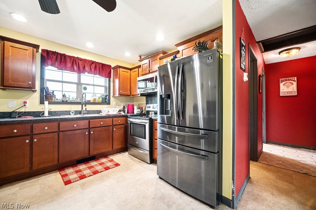4569 W Oak Harbor Southeast Road
