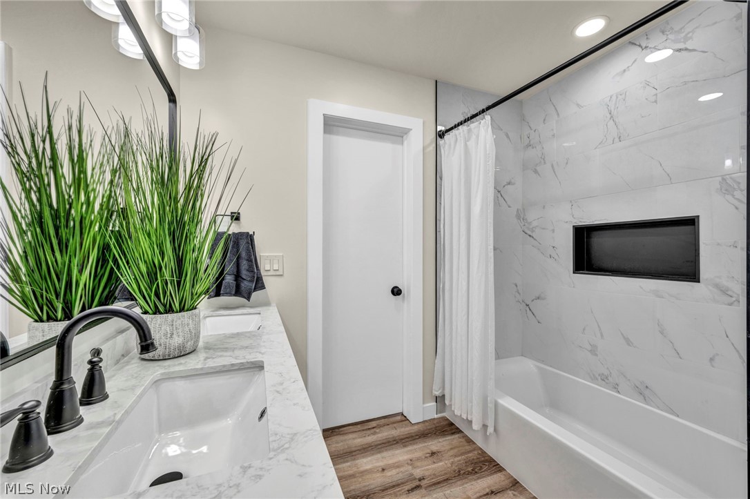 Village/Solon Sub - Residential