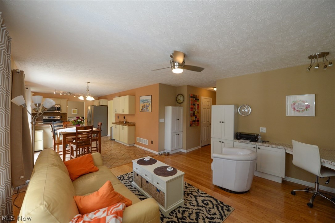 Saunders Place - Residential