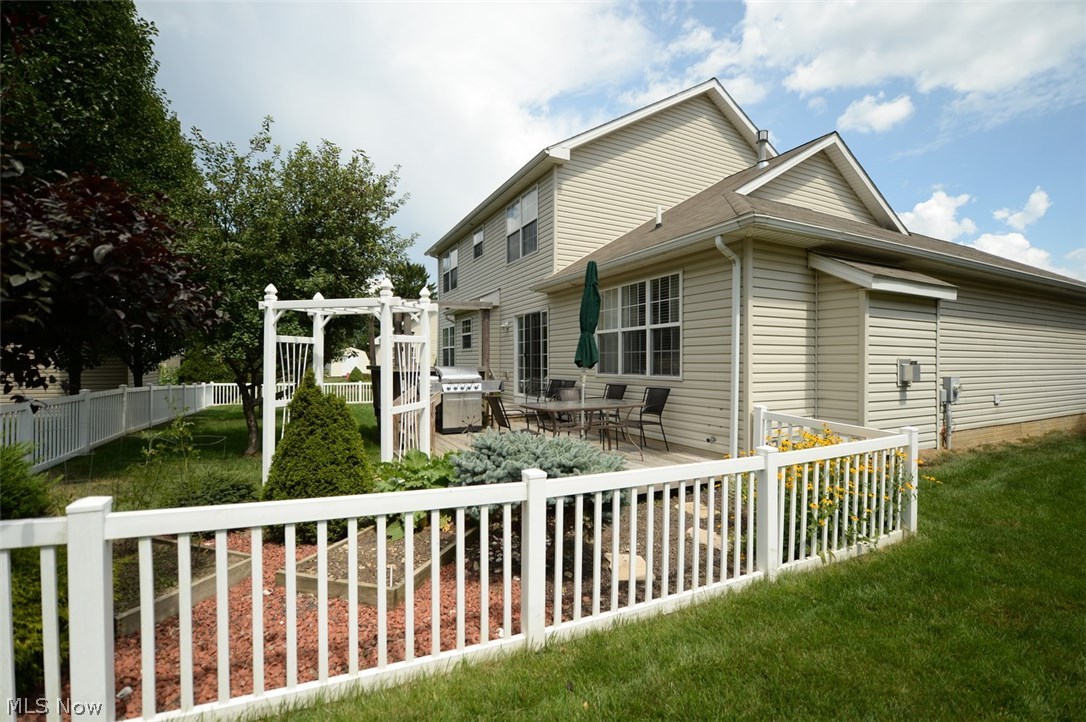 Saunders Place - Residential