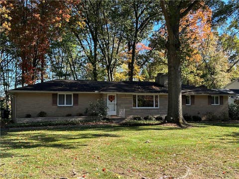 Homes For Rent - 4384 Parkdale Avenue<br/> Canton, OH 44718