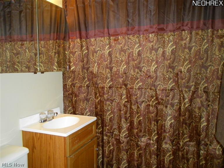 23 Ced Rid Allot 64.25 - Residential