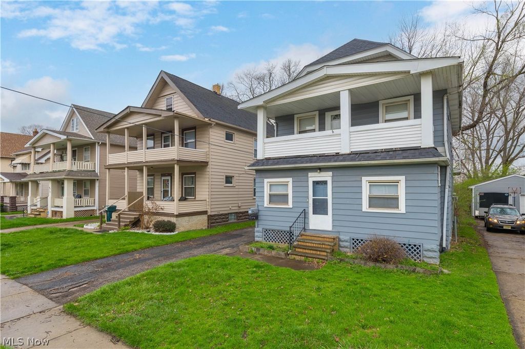 Photo of 4004 E 52nd Street, Newburgh Heights, OH 44105 (MLS # 5199087)