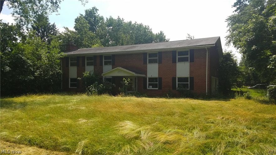 If you are looking for the perfect home for that growing family then look no further. This 2 story home has 4 bedrooms, 2 full baths and a huge family and living room for all your entertaining needs. 2 car attached garage to keep yourself and your vehicle out of the elements.