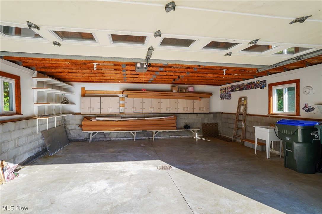 Lynn Acres - Residential