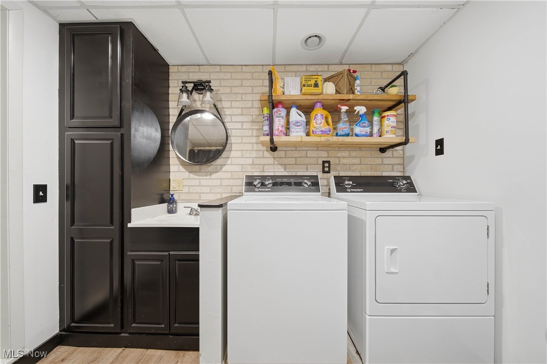 Village/Navarre - Residential