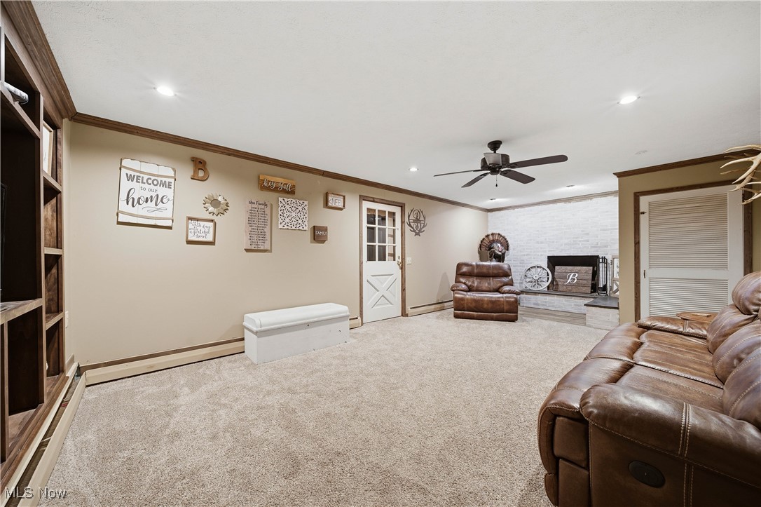 Village/Navarre - Residential