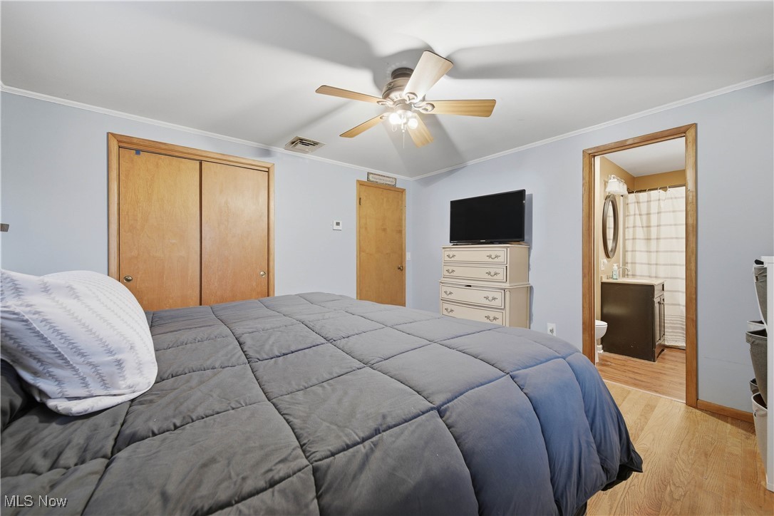 Village/Navarre - Residential