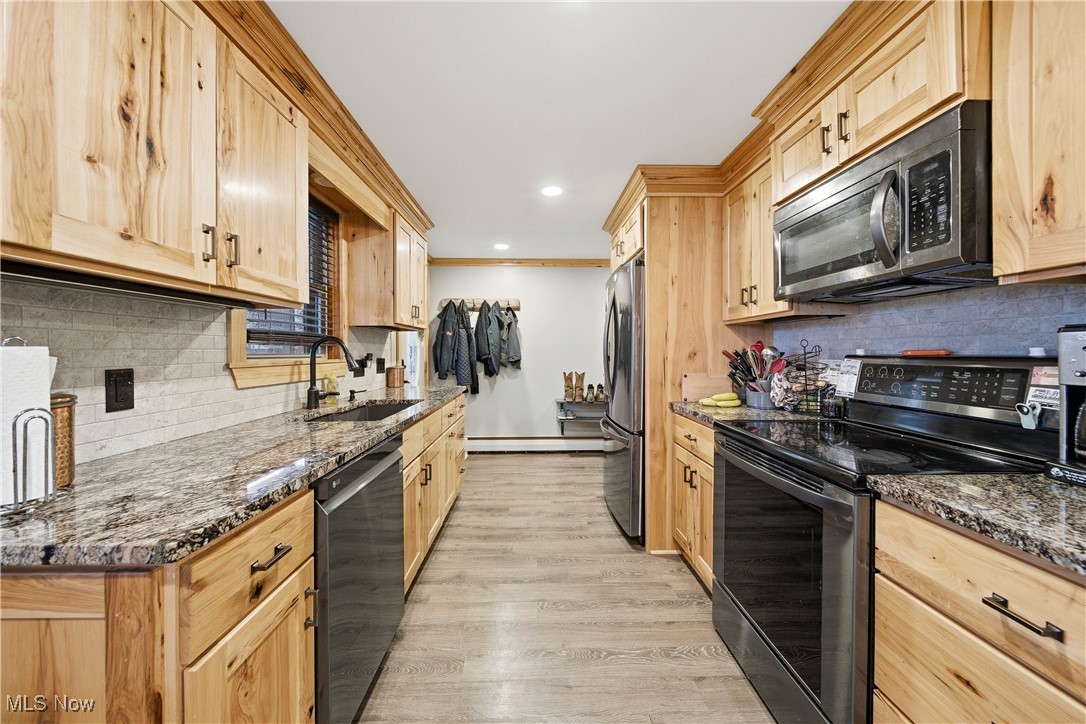 Village/Navarre - Residential