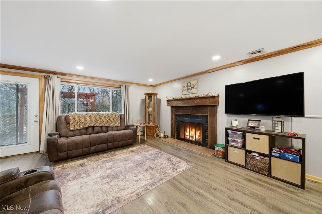 Village/Navarre - Residential