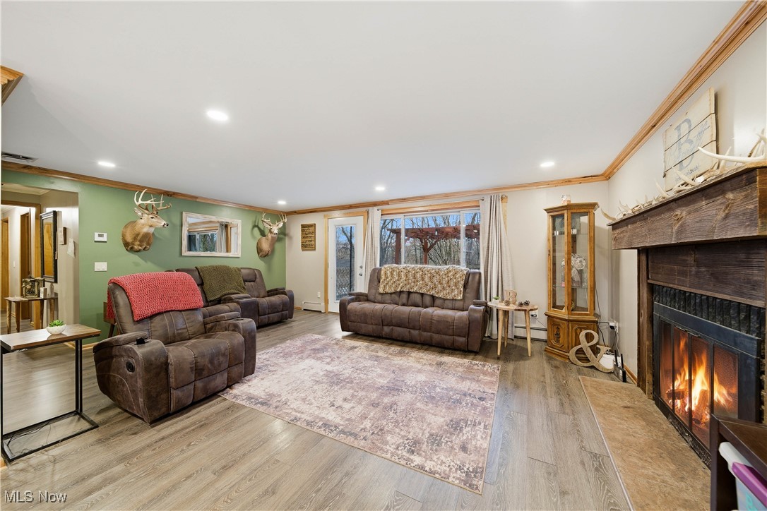 Village/Navarre - Residential