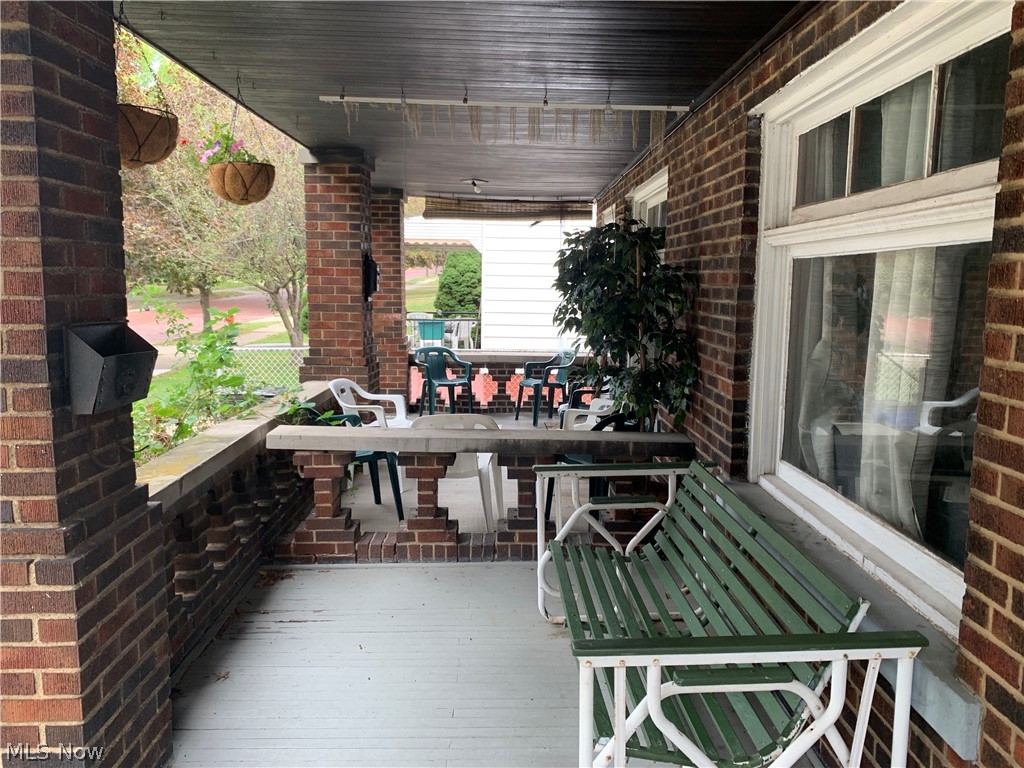 Davis & Judsons - Residential Income