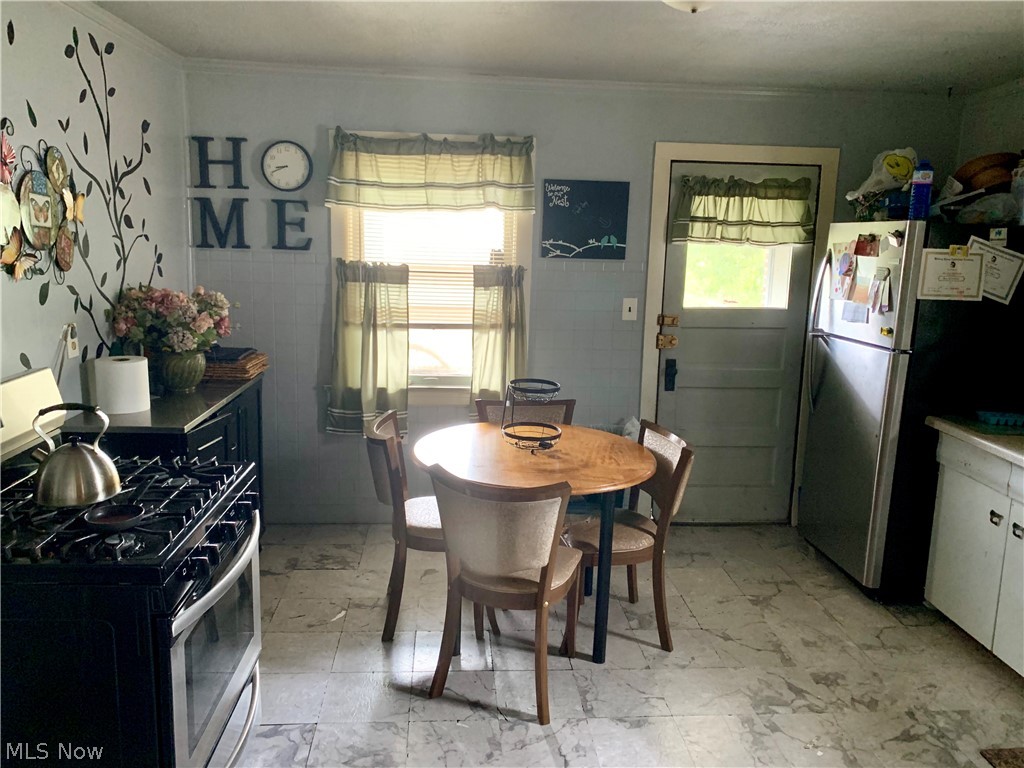 Davis & Judsons - Residential Income