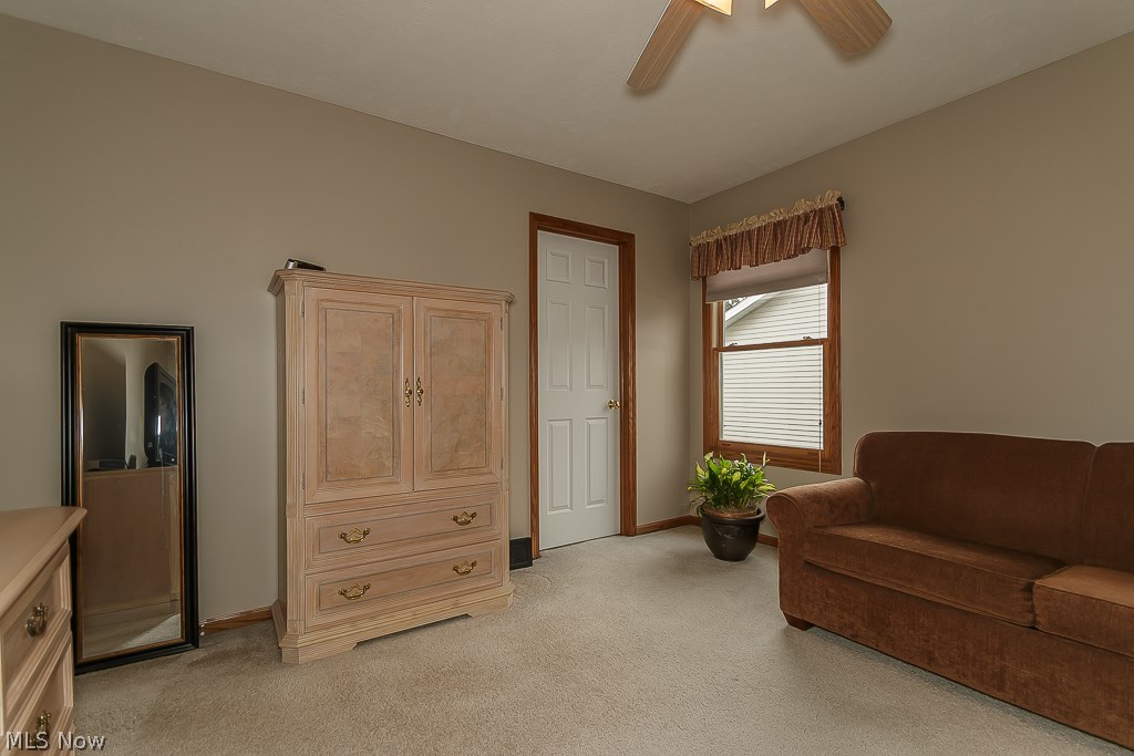 Woodland Glen Condo - Residential