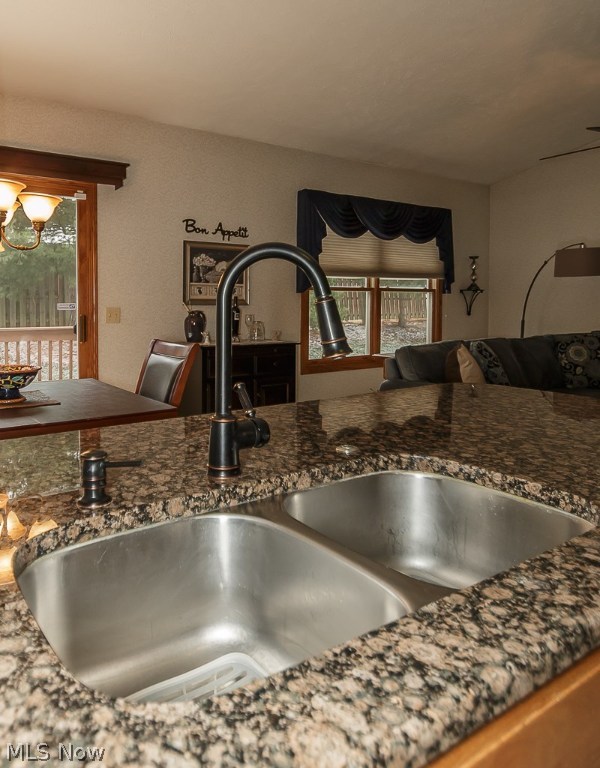 Woodland Glen Condo - Residential