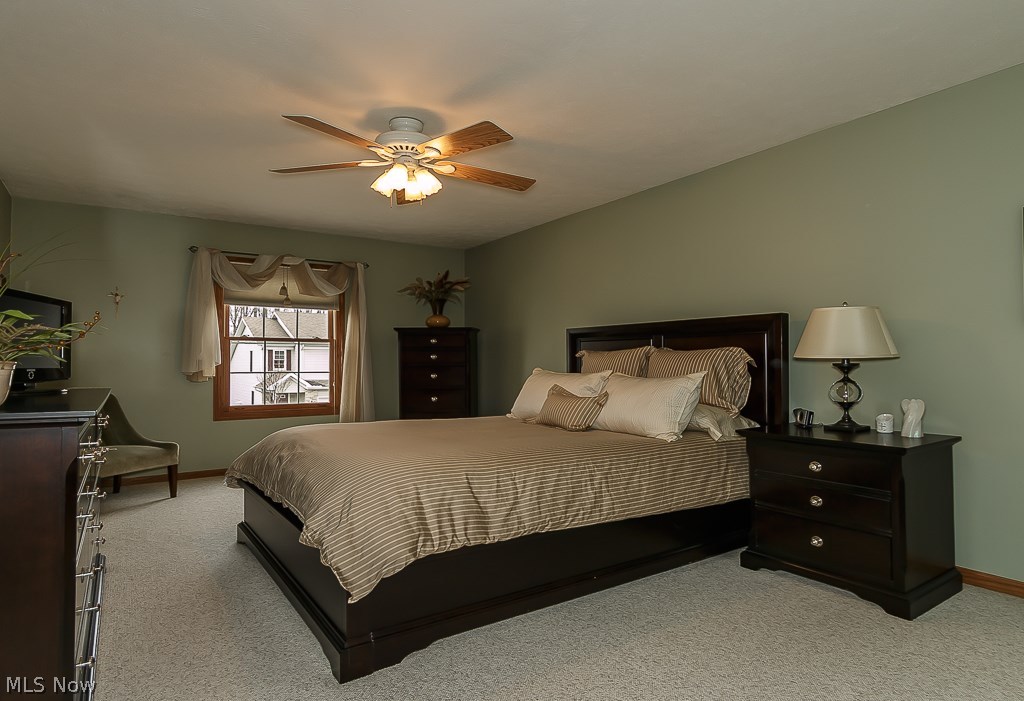 Woodland Glen Condo - Residential