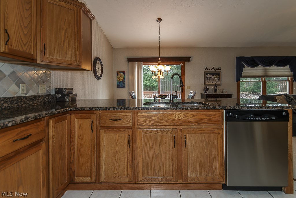 Woodland Glen Condo - Residential