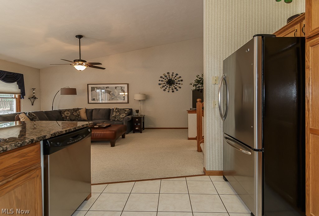 Woodland Glen Condo - Residential