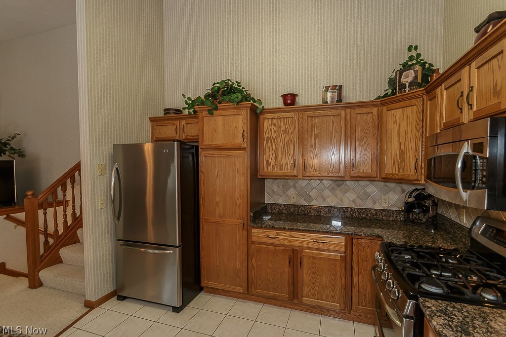 Woodland Glen Condo - Residential