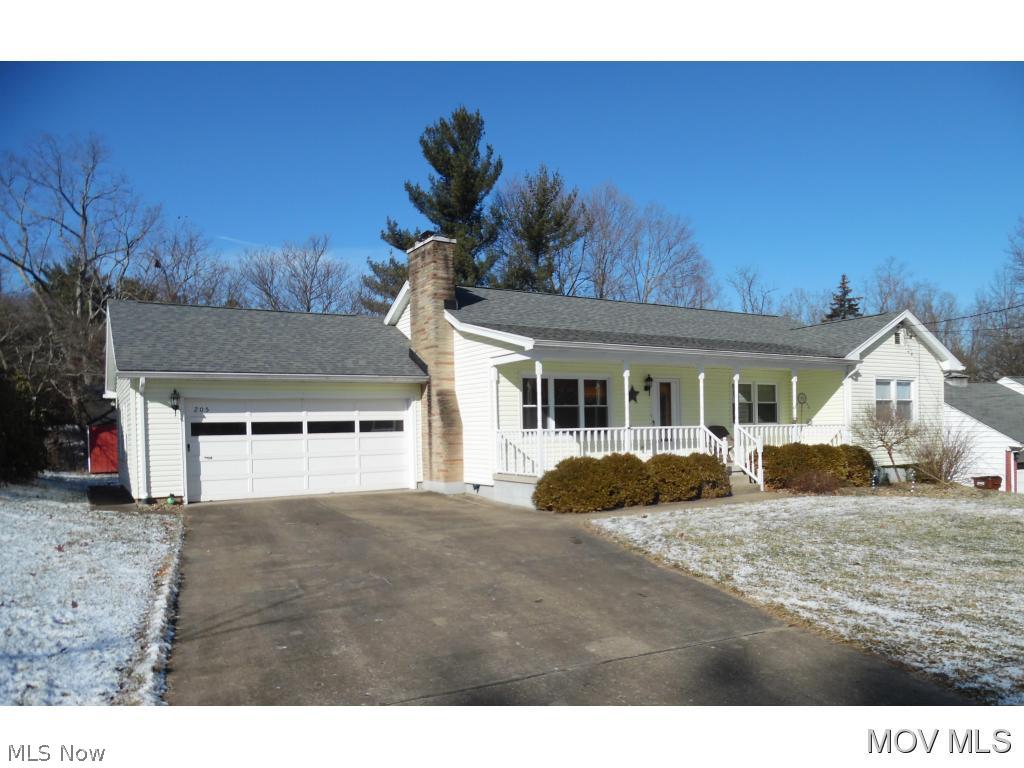 Wonderful home well maintained - lovely stone fireplace in the living room - hardwood floors throughout most of the home - huge family room on 1st floor that extends out to a beautiful sun room with tile flooring - lower level has kitchen area with additional family room as well. #5196 Elem: Putnam Elementary School Elem/Bus: Y JrHigh: Marietta Middle School School JrHigh/Bus: Y High: Marietta High School High/Bus: N Fire: CIT Police: CTY PossFreeGas: N ;SQFT=Fin L1:1740, Fin Above:1740, Fin Total:1740, Unfin Bsmt:1548, Unfin Above:1548;GAR= 2 Car Att, Opener(s)