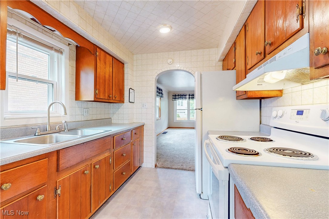 Beverly Hills Seventh Add - Residential