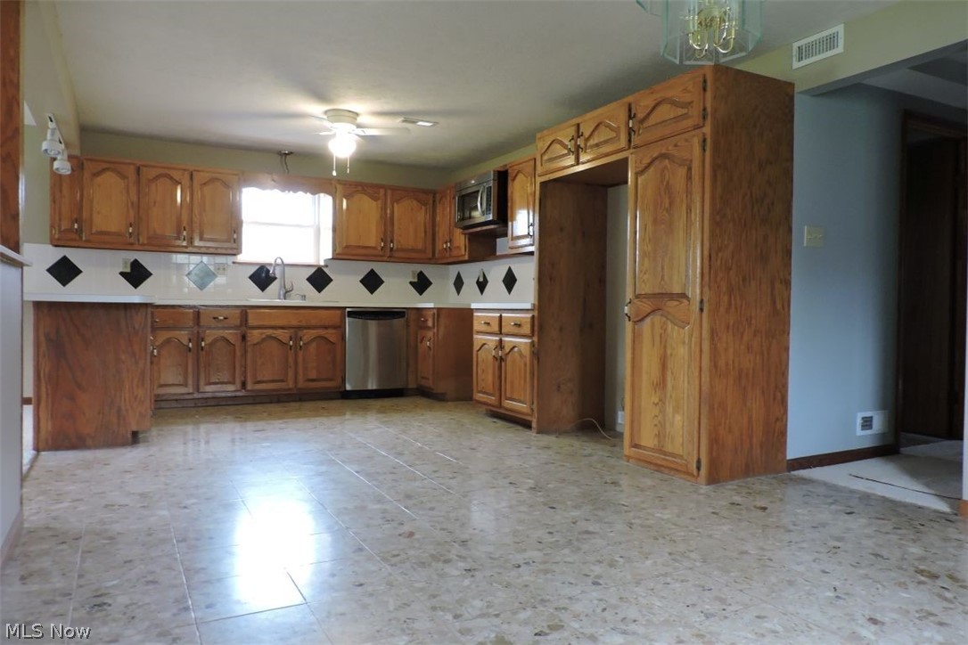 Chenoweth Little Farms - Residential