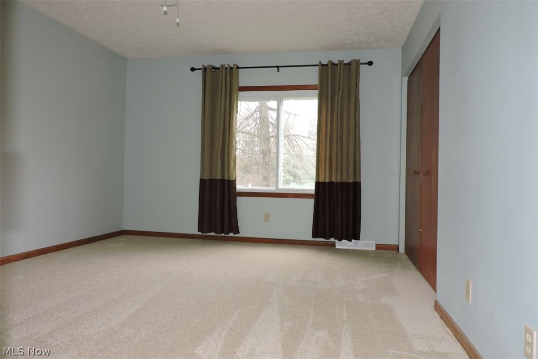 Chenoweth Little Farms - Residential