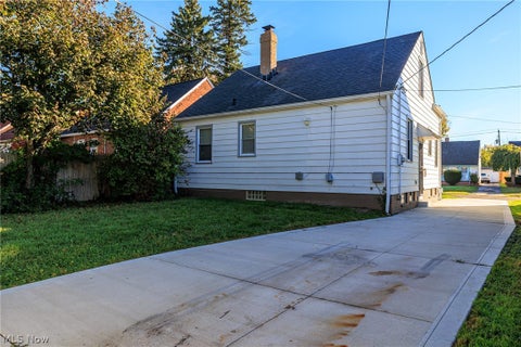 Tiny photo for 4444 Glenview Road, Warrensville Heights, OH 44128 (MLS # 5252241)
