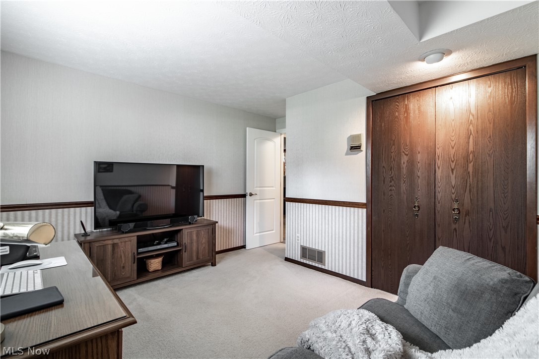 Echo Lake 02 - Residential