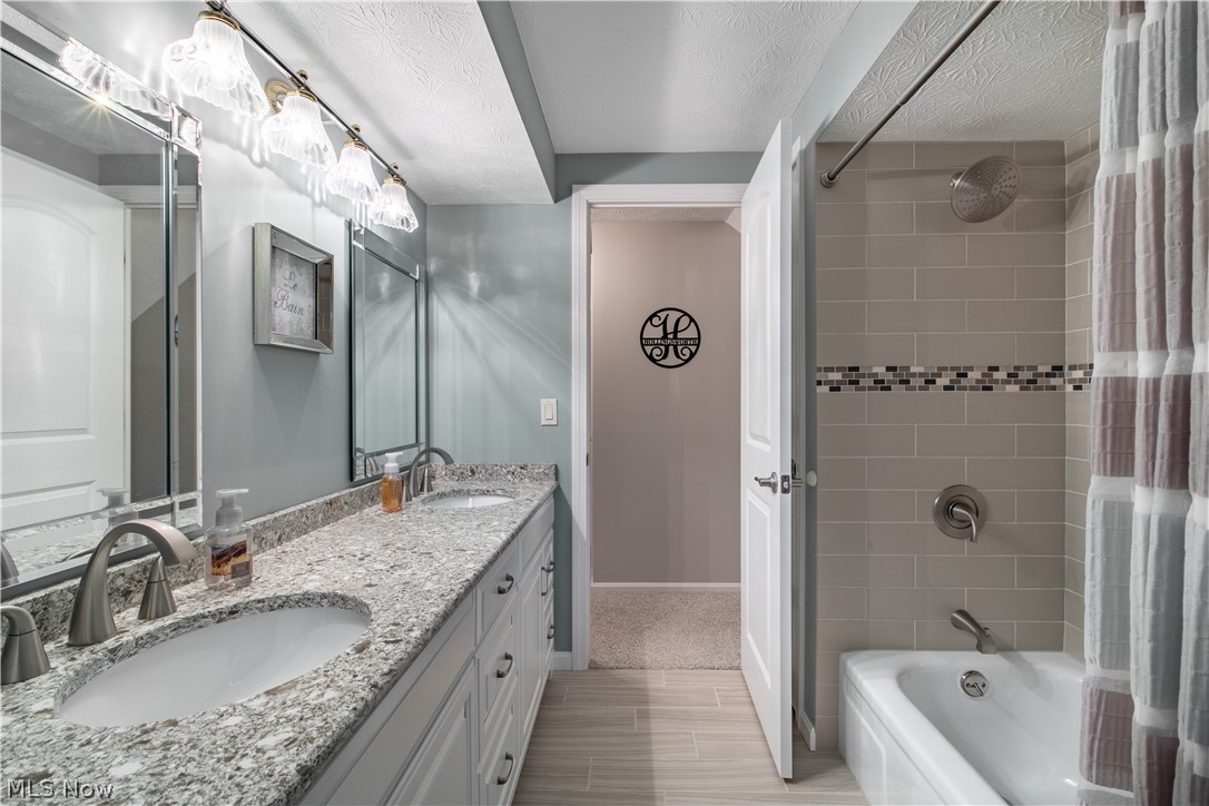 Echo Lake 02 - Residential