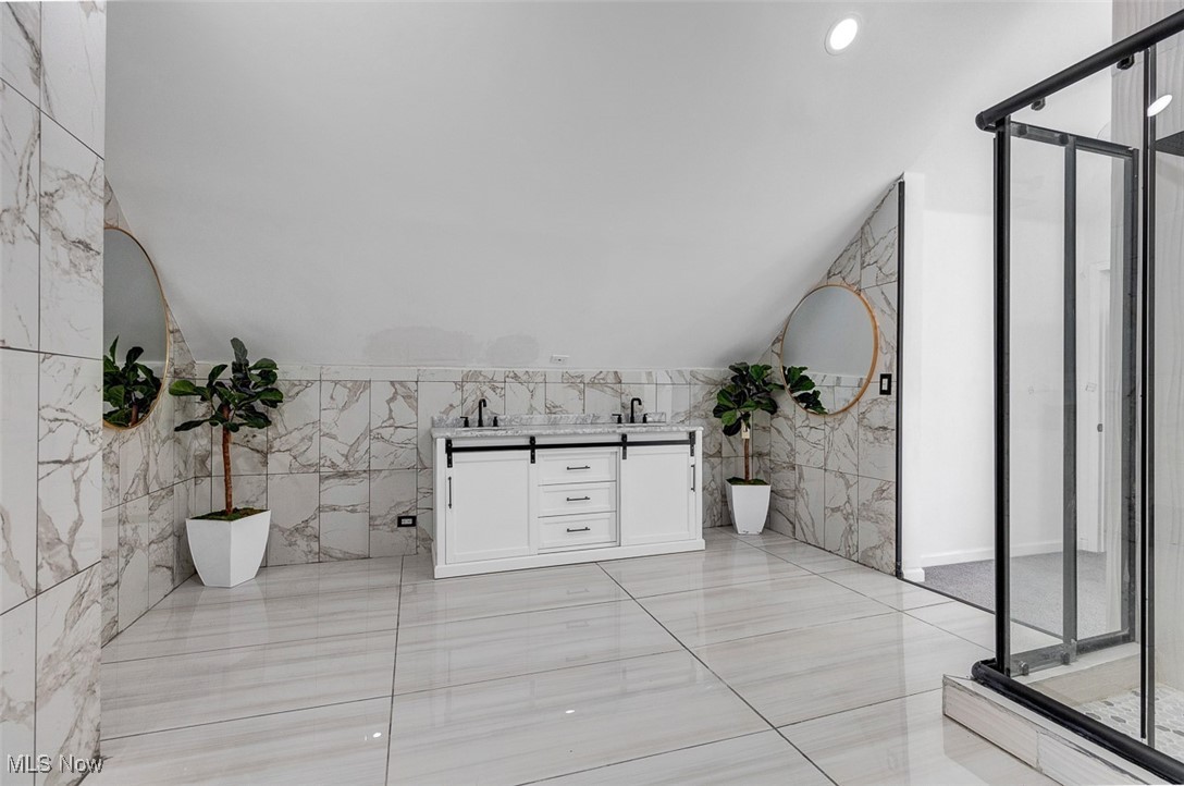 Jm Hoyts Sub - Residential