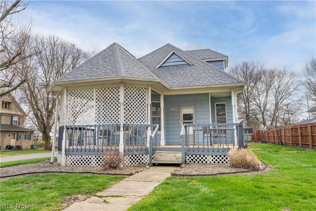 Photo of 12020 Easton Street NE, Alliance, OH 44601 (MLS # 5193652)