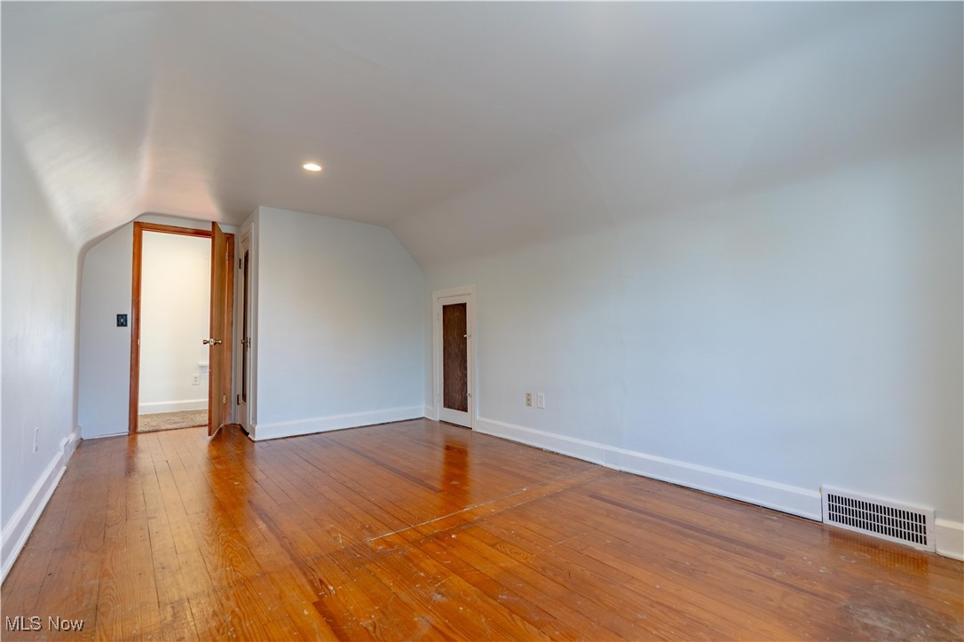132 10th Street, North Canton, Ohio image 25