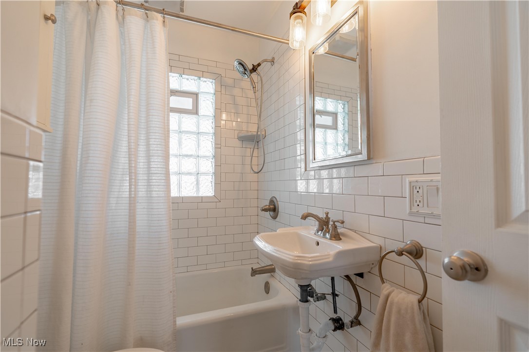 132 10th Street, North Canton, Ohio image 23