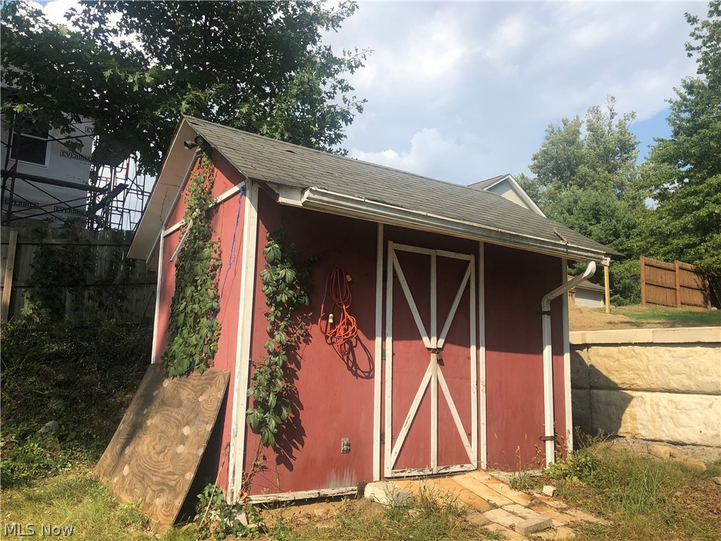 Lakeshore Highlands - Residential