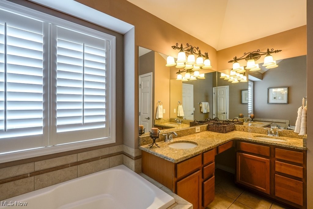 112 Emerald Avenue, Streetsboro, Ohio image 35