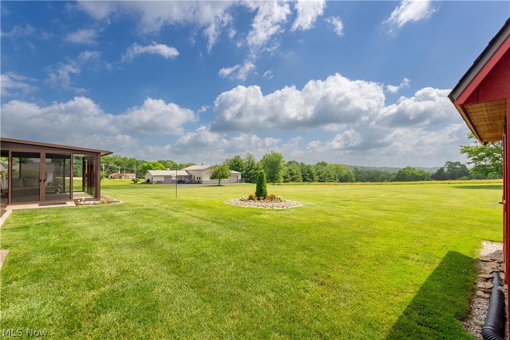 Photo of 1146 Lincoln Avenue NW, Carrollton, OH 44615 (MLS # 5224359)